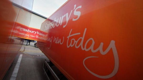 أعلنت مجموعة "سينزبيريز" نتائجها المالية للنصف الأول من عامها المالي، حيث تبين أنها تمكنت من تحقيق نمو في المبيعات بنسبة 4.4% خلال الشهور الستة التي تنتهي في 28 سبتمبر 2013