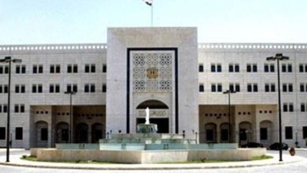 أقر مجلس الوزراء السوري إعفاء مواد المازوت والفيول والغاز المستوردة حصرا من إيران من الرسوم الجمركية والضرائب