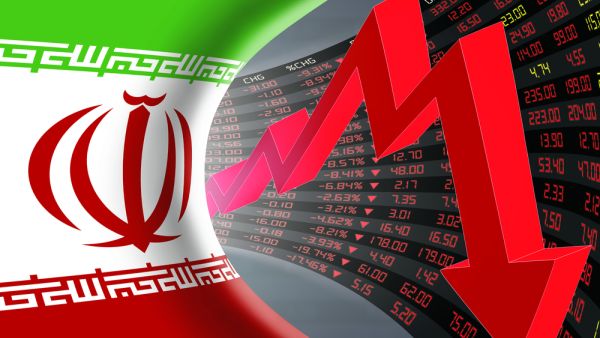 العملة الإيرانية تستمر في الانهيار مع اقتراب العقوبات 