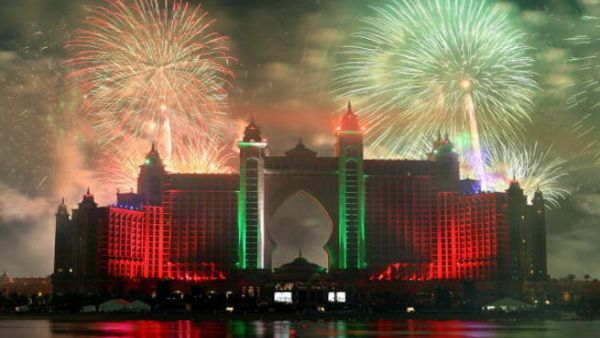 كانت “نخيل” دفعت في حزيران (يونيو) الماضي بـ124 فيلا إضافية، لتلبية الطلب المتنامي على مبيعات المرحلة الثالثة من مشروع جميرا بارك (فلل ليجاسي نوفا)