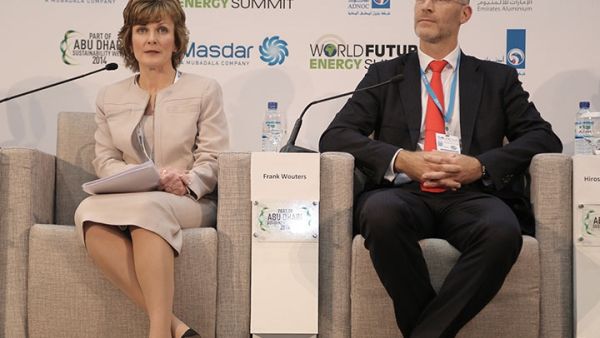 القمة العالمية لطاقة المستقبل في أبوظبي 