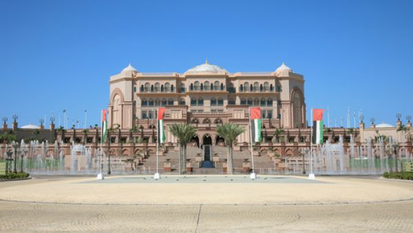 حققت المنشآت الفندقية 5,4 مليار درهم في إجمالي الإيرادات