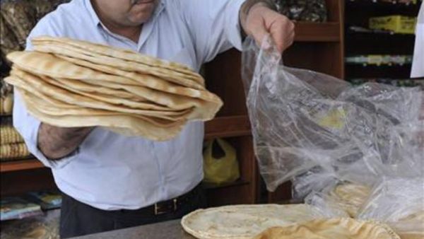 هل يستطيع المواطن أن يتعامل مع الأسعار، ويحافظ على كرامته و صبره؟ و هل تستطيع الدولة التعامل مع المواطن والوطن وتضع الحلولا؟ هذه هي المعادلة الصعبة! فهل من حل لها؟!!