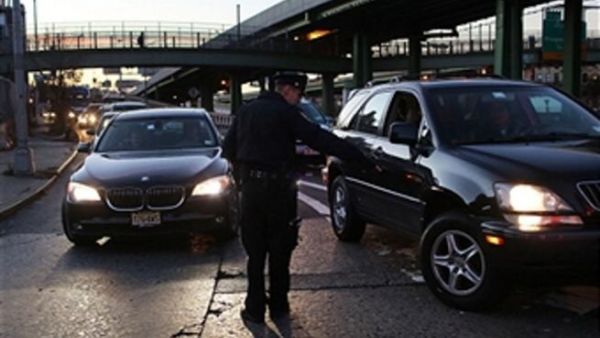 يتسبب هذا الإغلاق بخسائر اقتصادية فادحة للطرفين الأردني والعراقي
