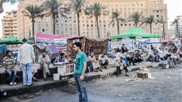 كشفت مصادر تجارية أن آلاف الشركات الصغيرة والمتوسطة ونحو ألف ورشة للذهب أغلقت بسبب الأزمة كشفت مصادر تجارية أن آلاف الشركات الصغيرة والمتوسطة ونحو ألف ورشة للذهب أغلقت بسبب الأزمة