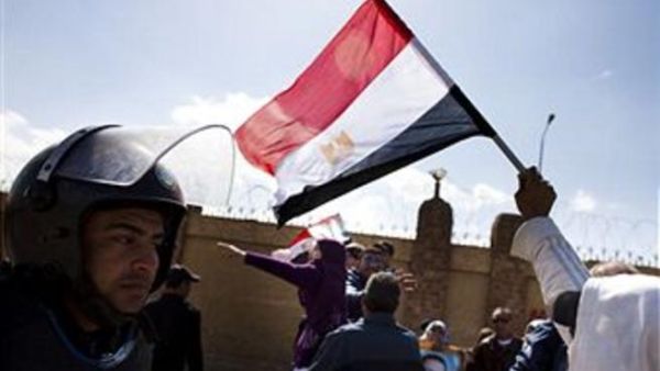 ان هناك بشائر خير في الآونة الأخيرة عقب هدوء الأوضاع السياسية بعد انتهاء الانتخابات التشريعية وعمل البرلمان