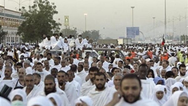 يعاني حجاج «البدون» اليوم من حرج شديد