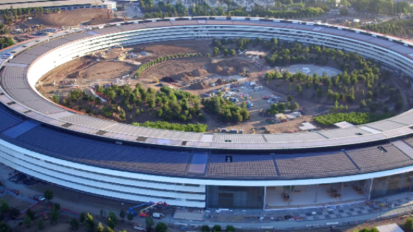 مقر آبل الجديد Apple Park في مدينة كوبرتينو في ولاية كاليفورنيا
