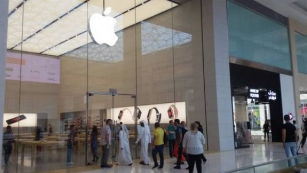 قامت شركة أبل بشراء تقنية جديدة ستحدث ضجة فى مجال التكنولوجيا، وهى تقنية التعرف على المشاعر "فضح المشاعر"، والتى تستخدم فيها الذكاء الاصطناعي من أجل تحديد ما يشعر به الأخرون بمجرد وقوفهم أمام الكاميرا
