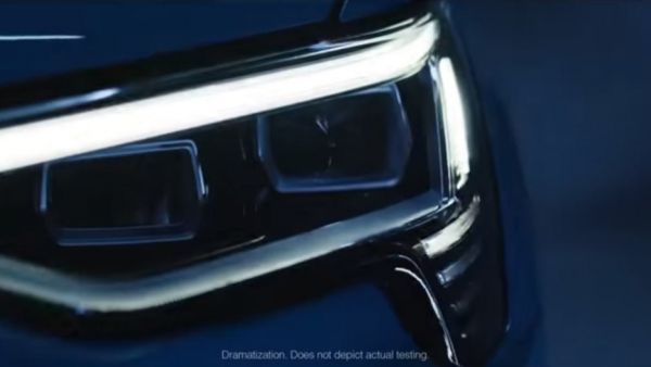 أودي أظهرت e-tron للمرة الاولى خلال معرض جنيف السابق كسيارة إختبارية