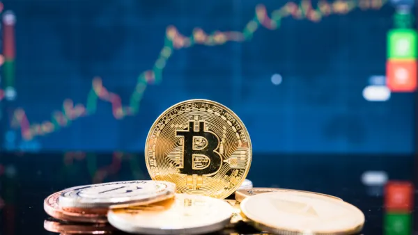 "بتكوين" ترتفع 6% متجهة صوب أفضل أداء يومي منذ يوليو
