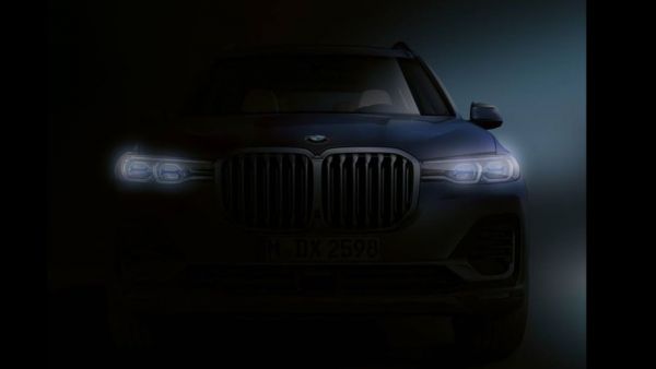 بي إم دبليو X7 سيتم إنتاجها على قاعدة عجلات CLAR بمحرك V8 سعة 4.4 لتر ثنائي التيربو ومحرك 6-سلندر ديزل سعة 3.0 لتر