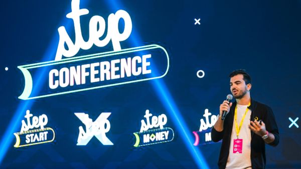مؤتمر “Step”