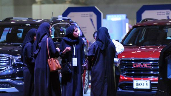 بلغت تكلفة البرنامج التدريبي بكامل عناصره المكونة من 30 ساعة تدريبية على مهارات القيادة 2500 ريال شامل الضريبة