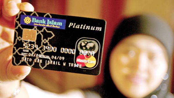 يعتقد غوردن بيني، رئيس قطاع الخدمات المالية في «إرنست ويونغ»، أن مقياس نجاح مستقبل المصارف الإسلامية سيعتمد بصورة أقل على نمو الأصول، وبشكل أكبر على نوعية هذا النمو (المصدر: الشرق الأوسط) 