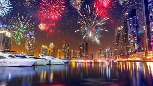 ستحتفل دبي فستيفال سيتي في دبي بعروض الألعاب النارية والموسيقى لمدة يومين خلال عيد الأضحى