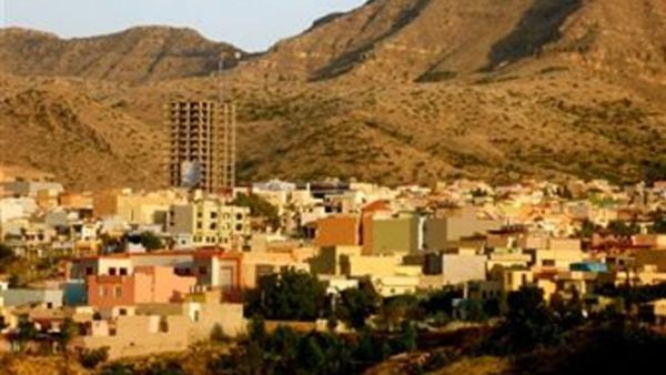Iraq’s current government is cognizant of the center-region disparities and of the need to decentralize economic management