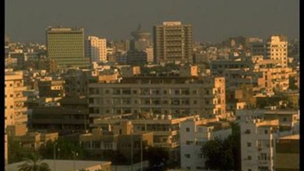 أوضح رئيس مجلس إدارة الغرفة التجارية - الصناعية بجدة صالح كامل في تصريح لوكالة الأنباء السعودية اليوم الثلاثاء أن باكورة أعمال المجلس سيكون إطلاق مهرجان جدة للتسوق 2012 تحت شعار هيا جدة