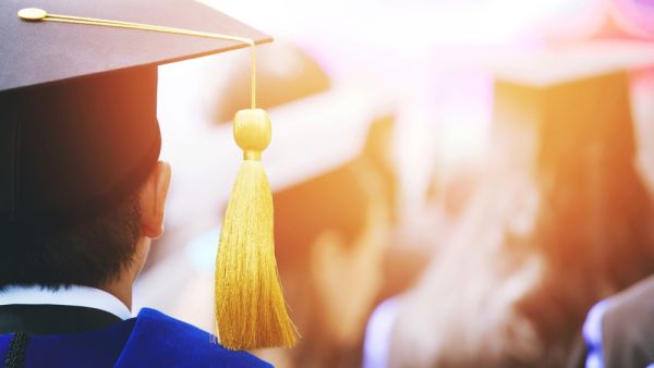 يتعين عليك استغلال فترة دراستك في الجامعة إلى أقصى حد