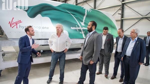 السعودية تقترب من دخول مركبات Hyperloop 