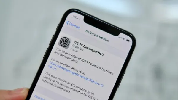 نظام التشغيل iOS 12