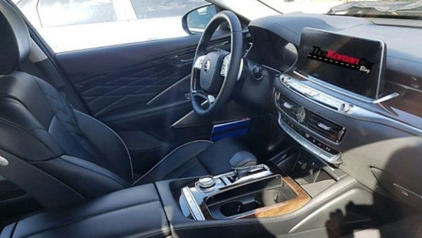 ستتوفر كوريس 2019 بـ 3 خيارات من المحركات وهي محرك V6 سعة 3.8 لتر