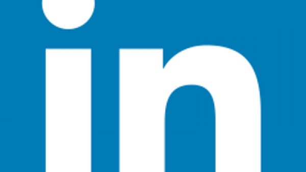 توفر لينكدإن أداة رائع تُسمى LinkedIn SSI والتي تمنحك القدرة على رؤية موقعك في شبكتك و صناعتك إجمالا،