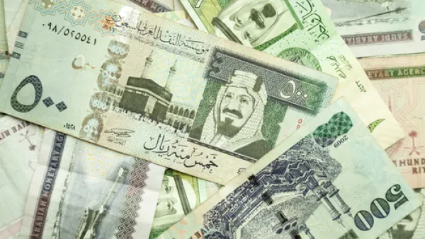 توقعت جدوى للاستثمار ان تعود الحكومة الى سوق الدين لاول مرة منذ نحو 15 عاما رغم احتياطاتها الهائلة
