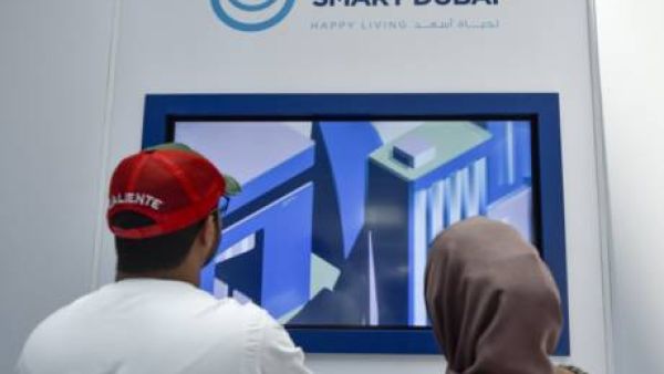 دمج البلوكتشين في خدمة الدفع الذكية DubaiPay