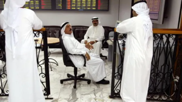 أكدت هيئة السوق المالية السعودية في تقرير حديث أمس، حرصها على رفع درجة الإفصاح والشفافية في إعلانات الشركات المدرجة في السوق المالية، مما يساعد المستثمرين والمتداولين على اتخاذ قراراتهم الاستثمارية وفق معلومات صحيحة ووافية