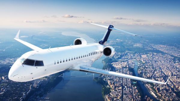  أفضل طريقة لتجنب مضايقات الراكب الذي يجلس خلفك، هي اختيار المقعد الأخير في الطائرة