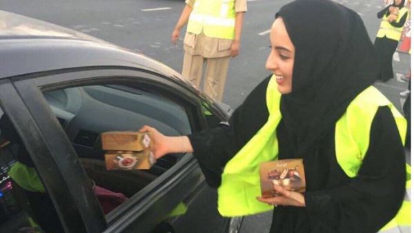 تعد شما المزروعي أصغر وزير في العالم، بعد تعيينها وزيرة لشؤون الشباب في فبراير/شباط الماضي