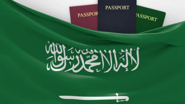 ارتفعت التأشيرات التي منحتها وزارة العمل لاستقدام العمالة الأجنبية للقطاع الحكومي خلال العام الماضي