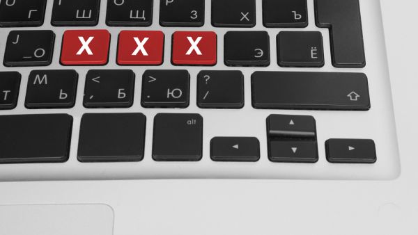 Google follows a number of companies, including Reddit, Twitter and Facebook, that have already banned revenge porn. (Shutterstock)