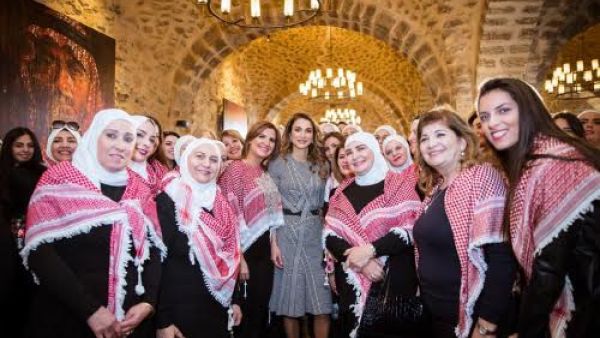 خلال لقاء جلالة الملكة رانيا العبدلله لمناقشة أهداف الجروب وانجازاته