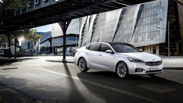 The similar packages are available for Premium passenger Car, namely Cadenza, Soul and Large 4x4 Mohave.