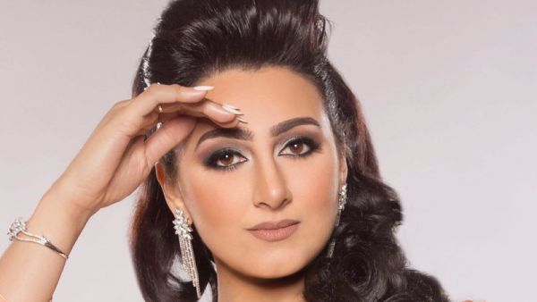 الفنانة البحرينية هيفاء حسين