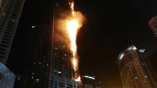  السلطات إلى انه تمت السيطرة على الحريق الذي لم تتحدد اسبابه فورا