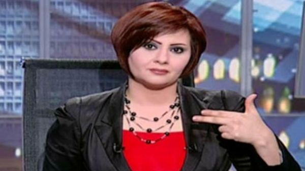 مذيع مصرية تبكي بسبب صورة فاضحة لها