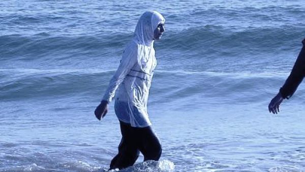 أحد أفراد حرس الحدود في قفص الإتهام
