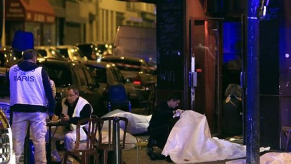 المدعي العام الفرنسي يكشف تفاصيل هجمات باريس الإرهابية
