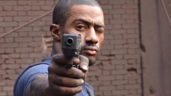 محمد رمضان يتعاقد على (ديزل) محمد رمضان يتعاقد على (ديزل)