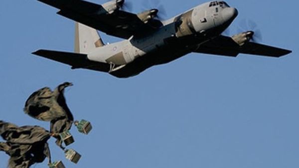 أمريكا تزود مقاتلين سوريين بالذخيرة قبل معركة متوقعة مع داعش