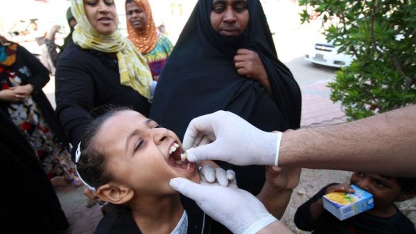 An internally displaced Iraqi girl receives a dose of cholera vaccine at a camp for internally displaced in southwest of the oil hub of Basra on November 1, 2015. (AFP/Haidar Mohammed) An internally displaced Iraqi girl receives a dose of cholera vaccine at a camp for internally displaced in southwest of the oil hub of Basra on November 1, 2015. (AFP/Haidar Mohammed)