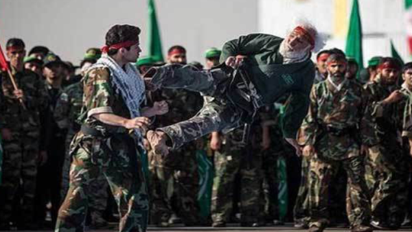 روحاني: الخليج آمن بفضل تضحيات الحرس الثوري
