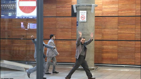 الإيرانيون لحظة وصولهم طهران