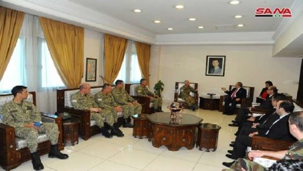  المقداد خلال استقباله يوم أمس الأربعاء وفدا عسكريا رفيع المستوى من الأوروغواي