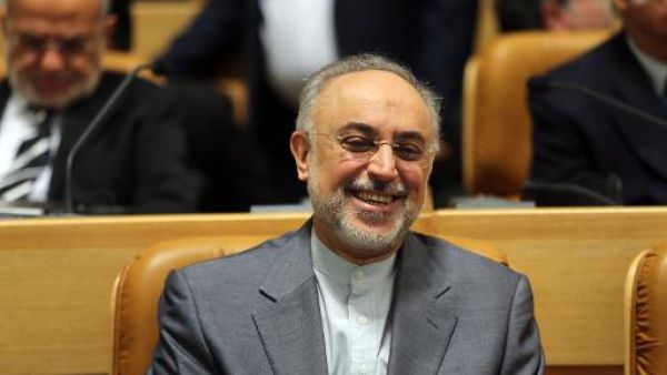 اوردت وسائل الاعلام الايرانية الثلاثاء ان رئيس الوكالة الايرانية للطاقة الذرية علي اكبر صالحي اخضع لعملية جراحية عاجلة.
