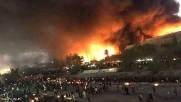 احتجاجات البصرة سباق لتوظيف الفوضى بين العبادي وإيران
