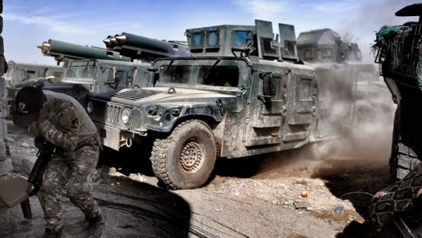 اشتداد المعارك عند أطراف المدينة القديمة في غرب الموصل
